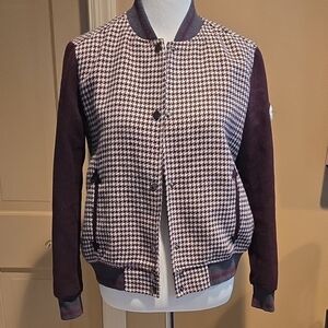 Stylish Houndstooth Jacket - Burgundy and White